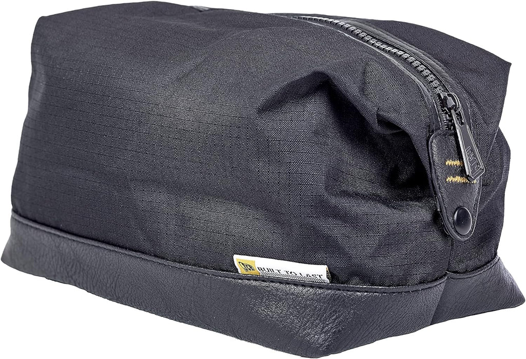 JCB - Polyester Wash Bag, Black - Made with 900D Polyester - Includes Zip Closure - Waterproof Inner Lining & Water Resistant Base - Travel Accessories - Official JCB Toiletry Bag